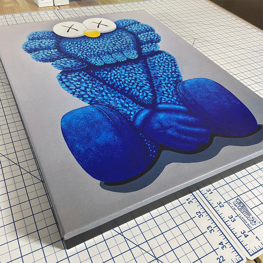 1 Bear Blue Canvas